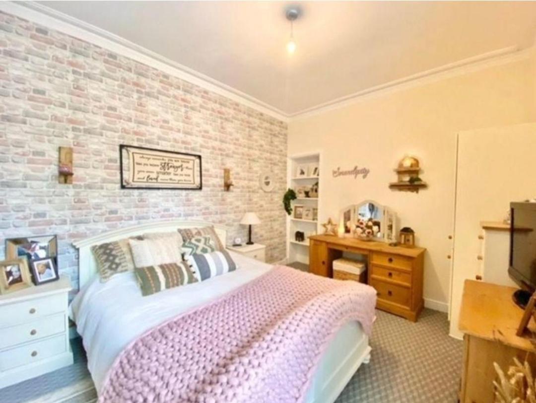 Entire, Main Door, Pet Friendly, Home Away From Home, East Ayrshire Newmilns エクステリア 写真